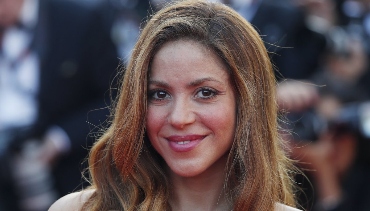 Shakira publica El jefe, en el que dispara contra su suegro
